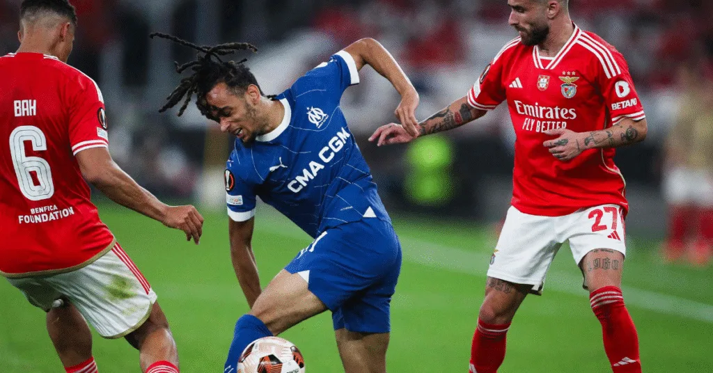 Transfert Surprenant : Farís Moumbagna en Route vers Cremonese, Accord Imminent avec l’OM ! 12 Farís Moumbagna.