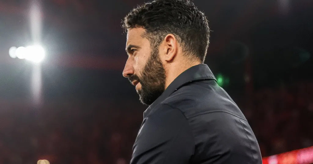 Manchester United : le vestiaire doute des méthodes de Ruben Amorim, une démission imminente ? 12 Ruben Amorim Manchester United