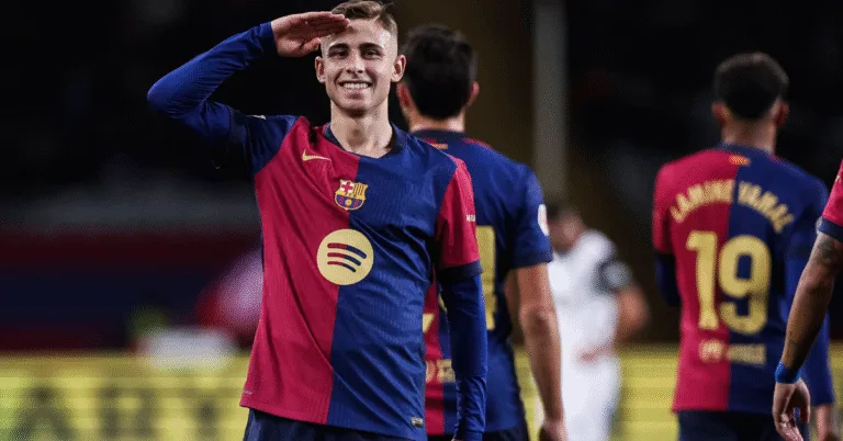 Newcastle prêt à un transfert sensationnel de 100 M€ pour Fermín López : Tottenham aussi sur le coup ! 14 Fermin Lopez