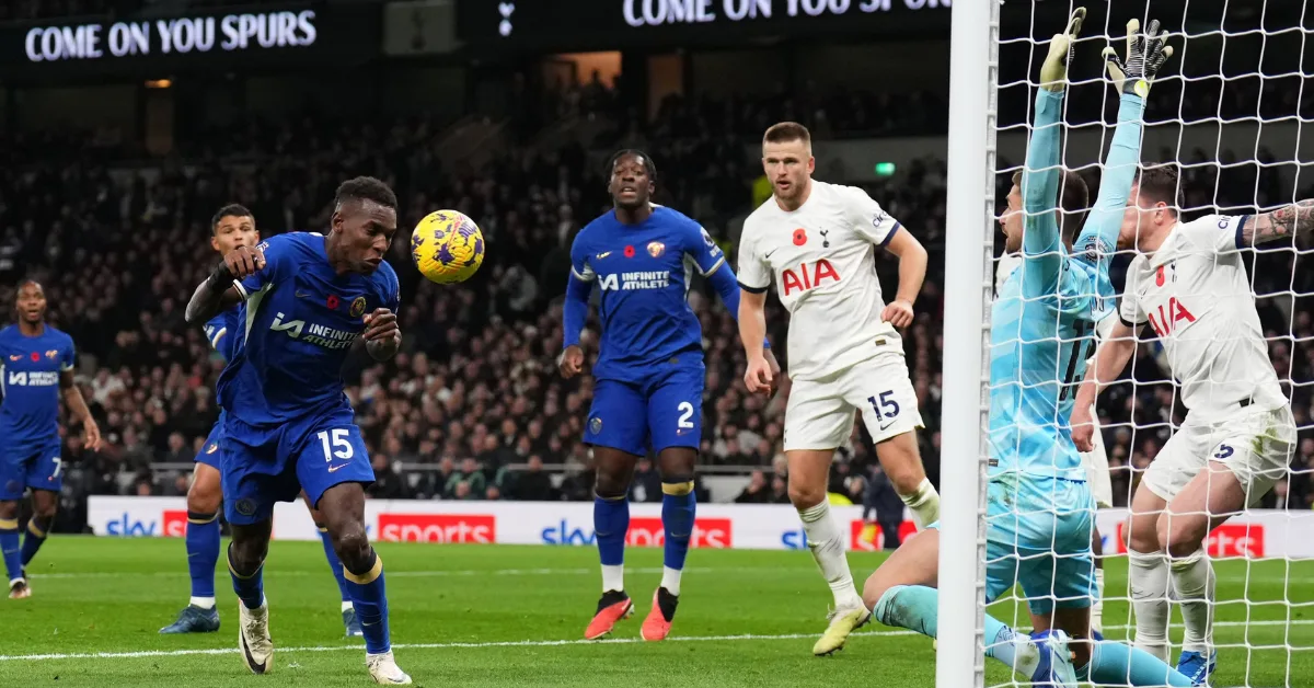 Nicolas Jackson avec le maillot de Chelsea lors d’un match de Premier League 2025