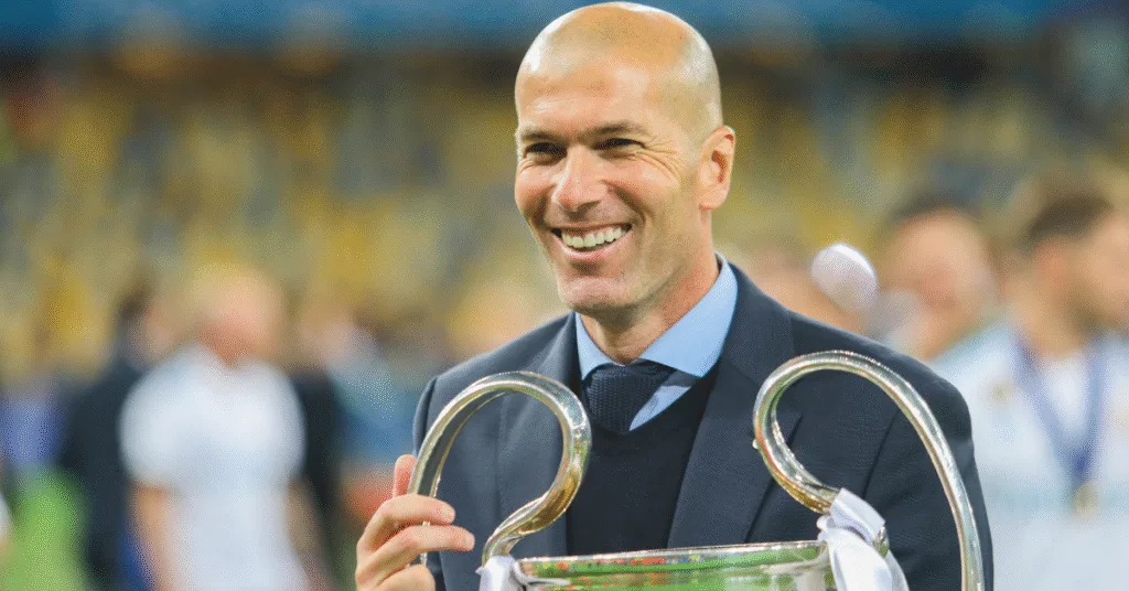 Zidane prêt à reprendre les Bleus après 2026 ! 12 Zinédine Zidane équipe de France